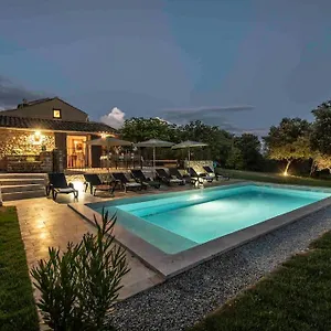 Mas Sainte Croix 4 Etoiles - Prestige - Piscine Chauffee - - Mont Ventoux - Provence Villa